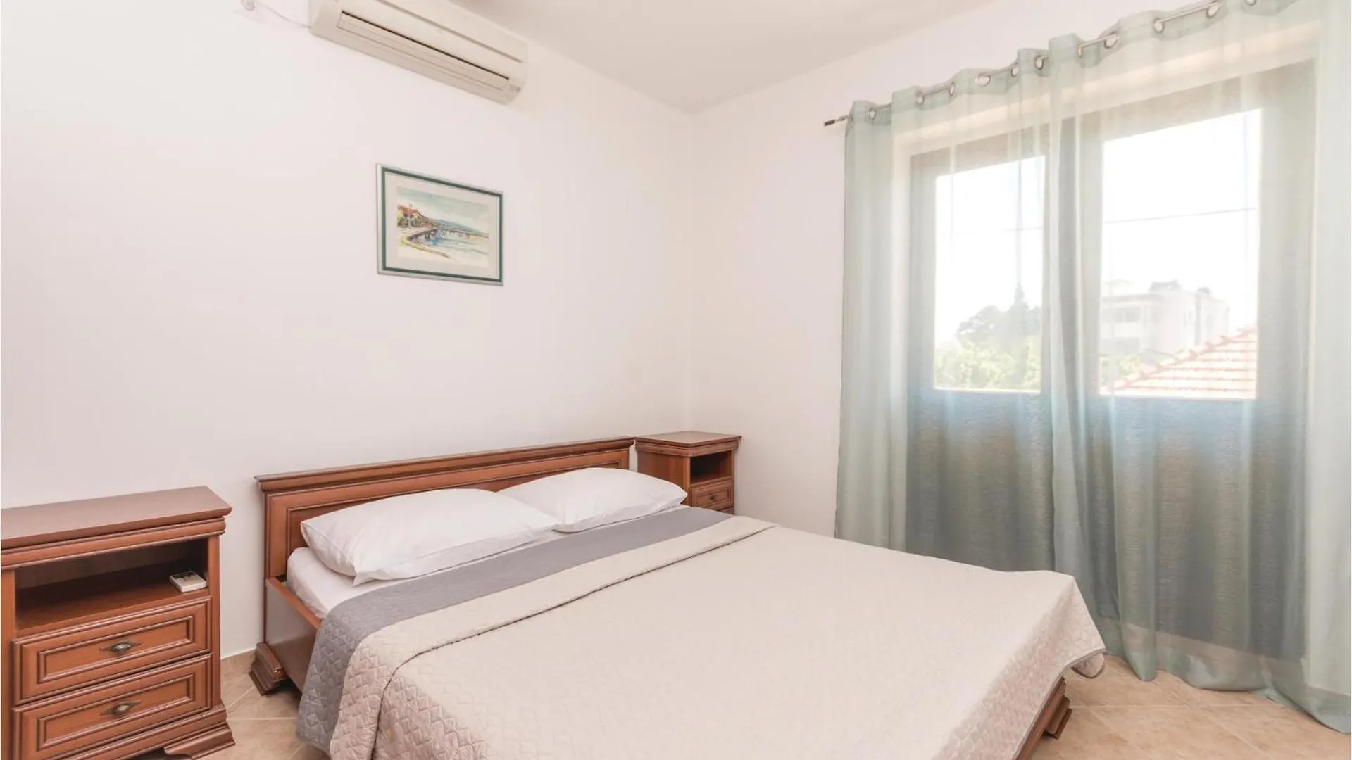 Gorgeous Home In Bibinje With House Sea View 0*,